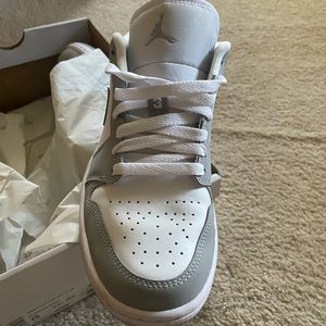Grey air jordan 1 low
